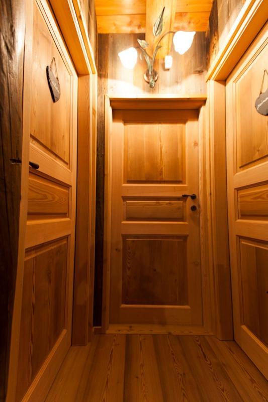 L' Aroula Rooms & Restaurant Champoluc Buitenkant foto