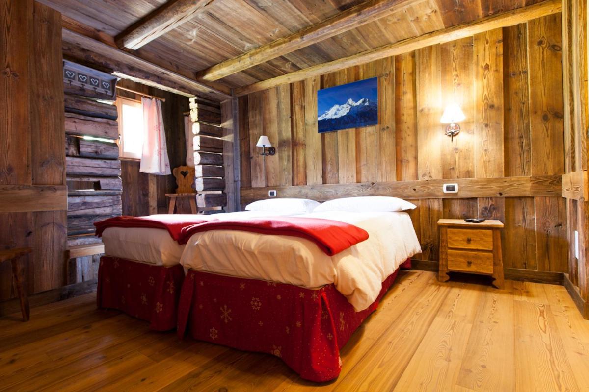 L' Aroula Rooms & Restaurant Champoluc Buitenkant foto